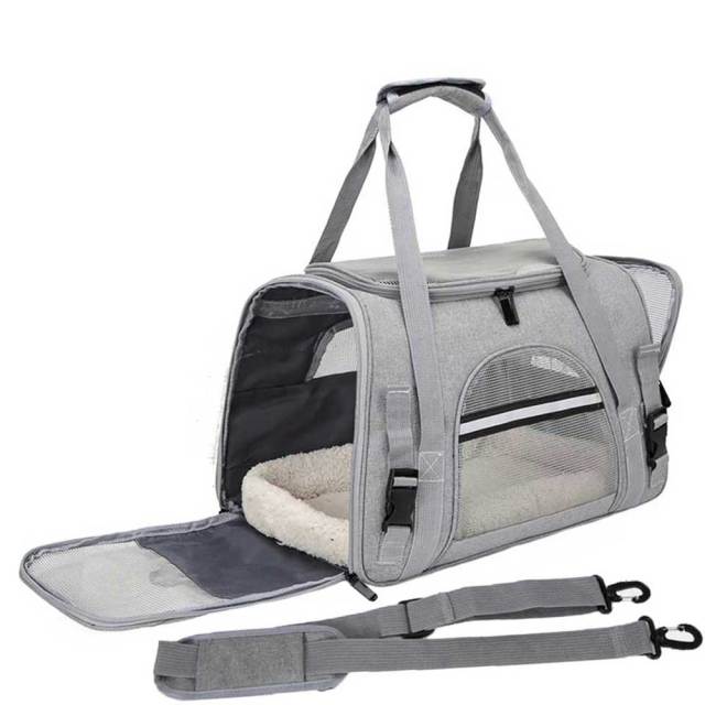 Foldable Soft Pet Carrier Bag from Pawszozo for dog and cat owners