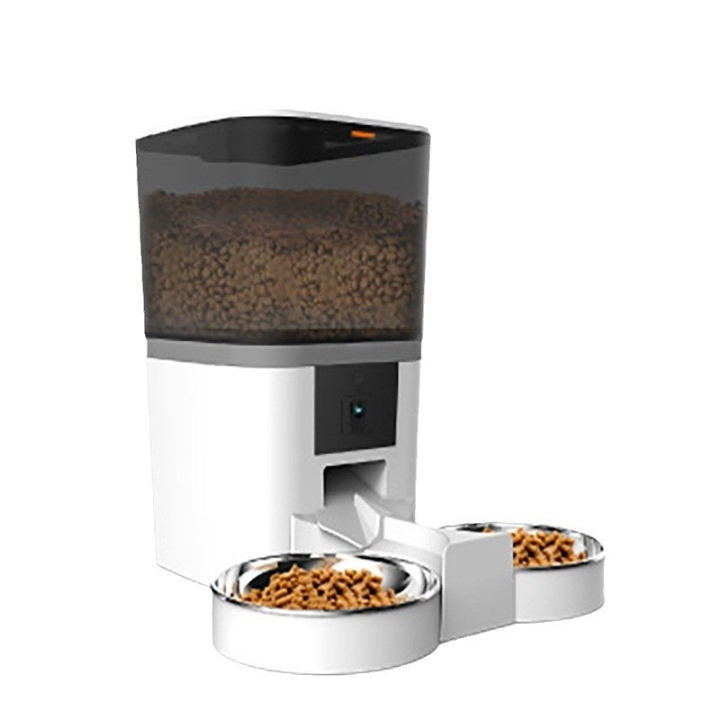Smart Automatic Pet Feeder close-up for dogs and cats by Pawszozo
