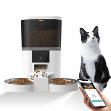 Smart Automatic Pet Feeder product view for dogs and cats by Pawszozo